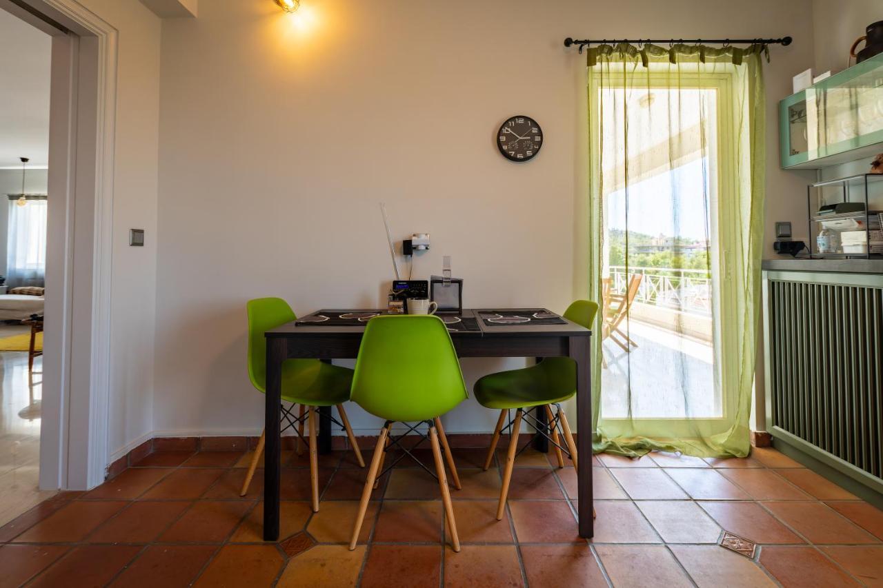 Spacious Apartment In Kavouri Atina Dış mekan fotoğraf