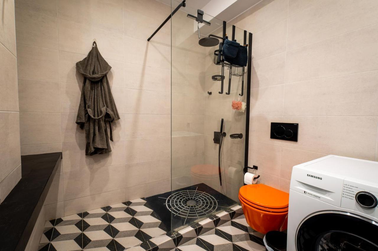 Spacious Apartment In Kavouri Atina Dış mekan fotoğraf